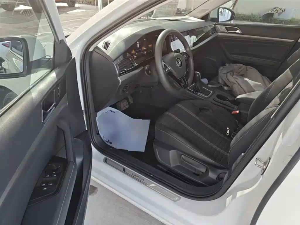 Lavida 2022 280TSI DSG Comfort Edition купить на сайте DeffCars