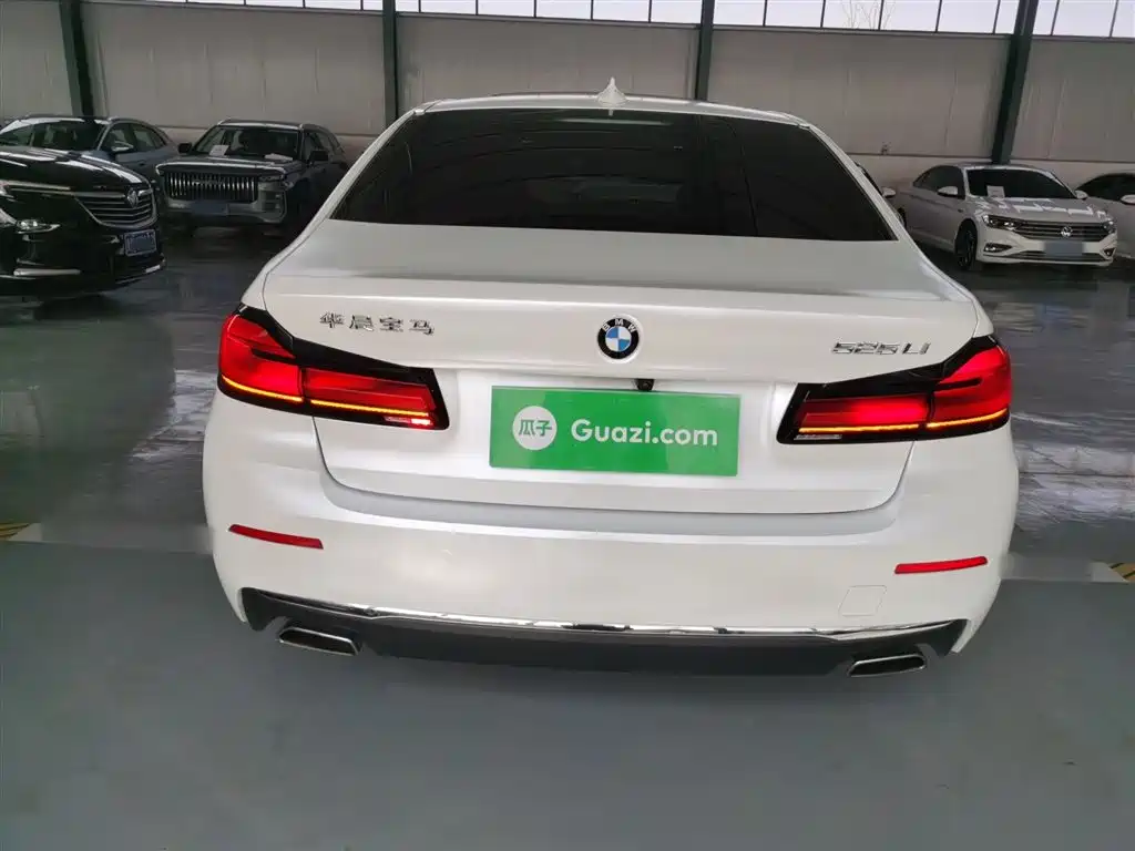 BMW 5 Series 2021 facelift 525Li luxury package купить на сайте DeffCars