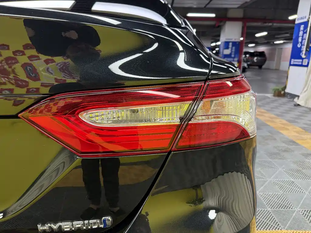 Camry 2021 Dual Engine 2.5HGVP Leading Edition купить на сайте DeffCars