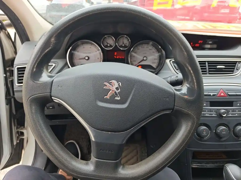 Peugeot 308 2014 Enjoy Edition Classic 1.6L Automatic Premium Model купить на сайте DeffCars