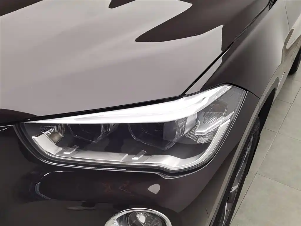 BMW X1 2018 sDrive18Li Exclusive Model купить на сайте DeffCars