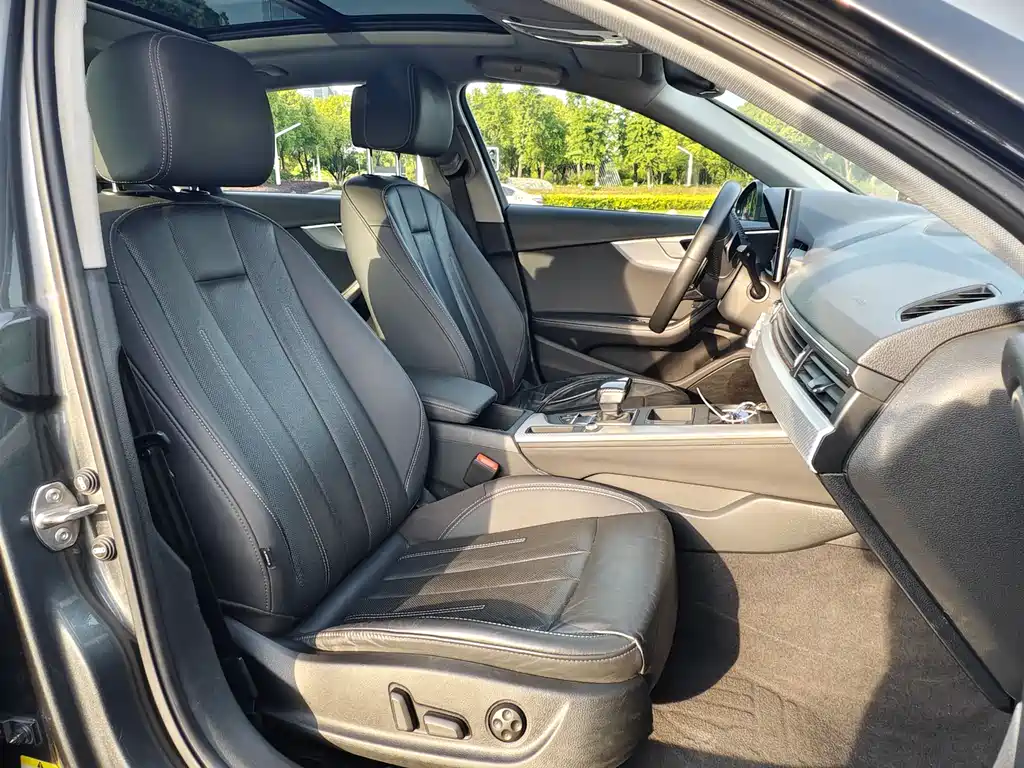 Audi A4L 2020 40 TFSI Fashionable and Elegant купить на сайте DeffCars