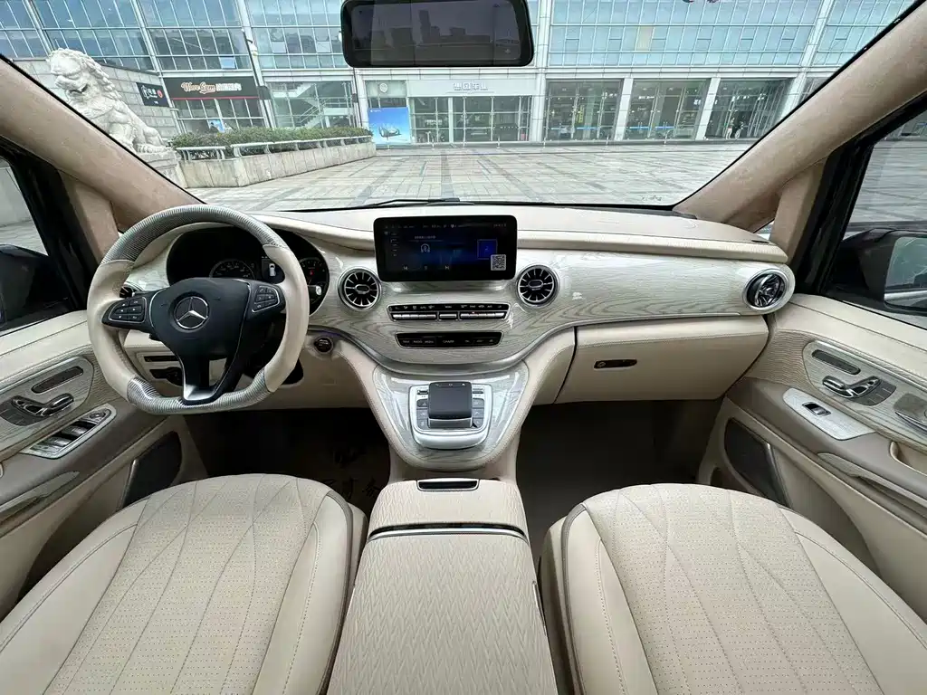 Vito 2021 2.0T Business Edition 7 seats купить на сайте DeffCars