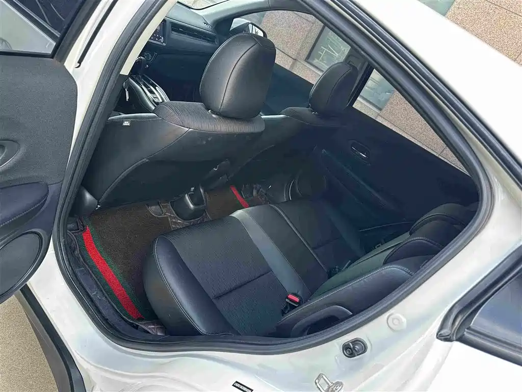 Vezel (HR-V) 2020 1.5L CVT Pioneer Edition купить на сайте DeffCars