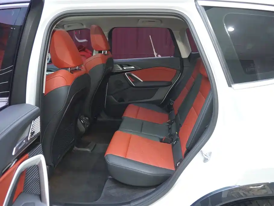 BMW X1 2024 sDrive25Li X Design Package купить на сайте DeffCars