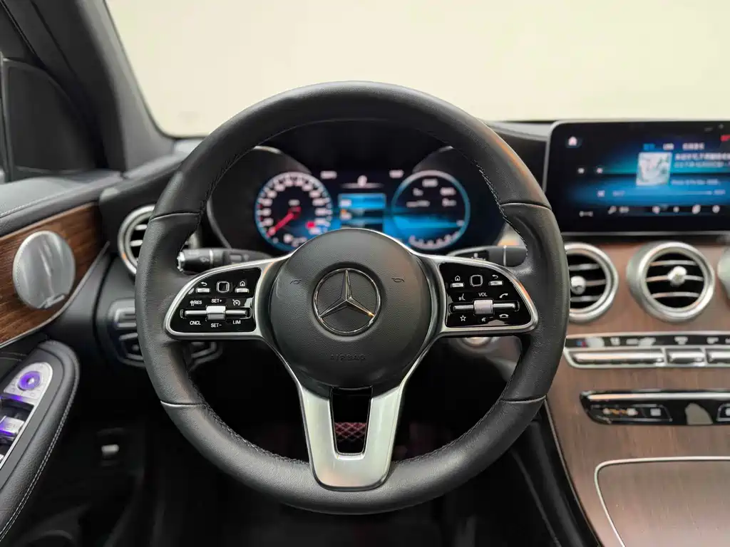 Mercedes-Benz GLC 2020 GLC 300 L 4MATIC luxury model купить на сайте DeffCars