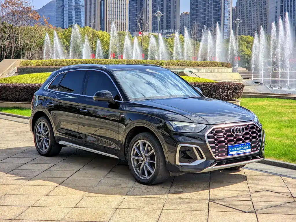 Audi Q5L 2022 45T luxury and dynamic model купить на сайте DeffCars