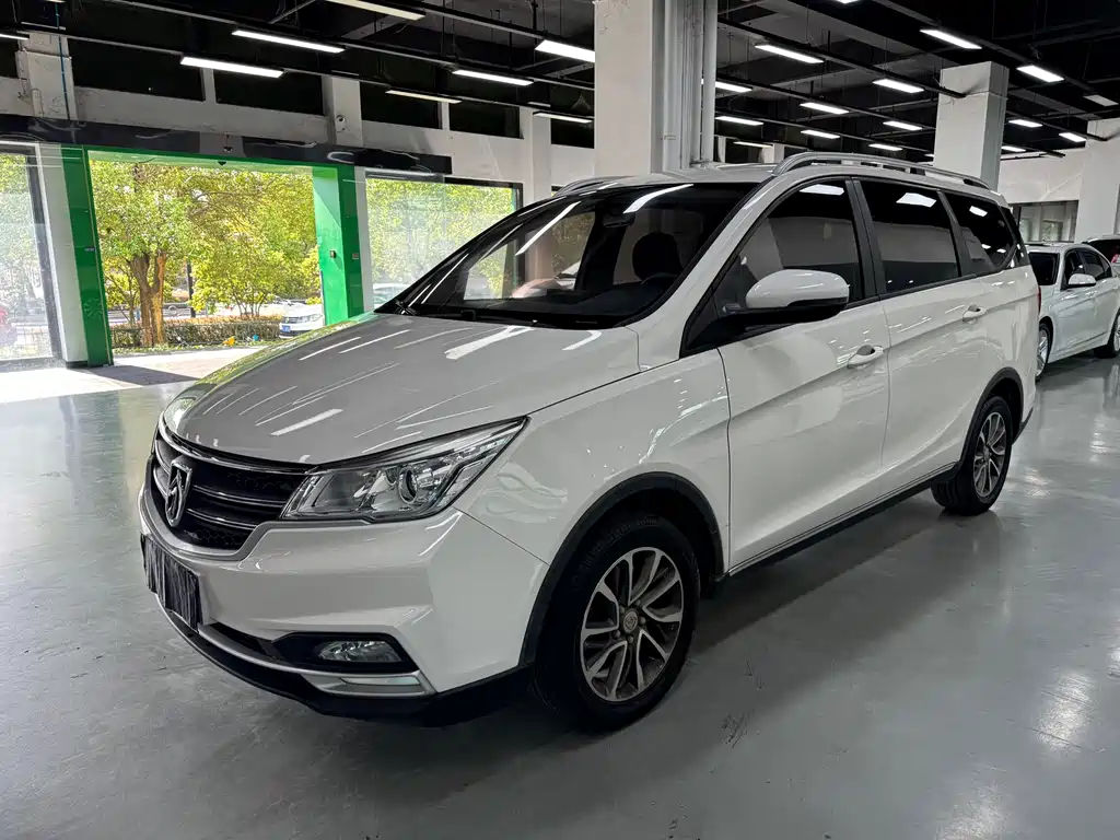 Baojun 730 2021 1.5L manual fashion 7 seats купить на сайте DeffCars