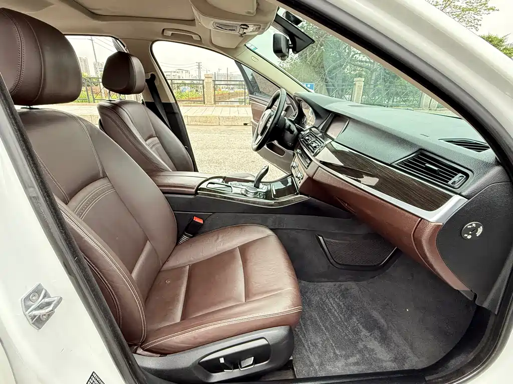 BMW 5 Series 2014 525Li Luxury Design Package купить на сайте DeffCars