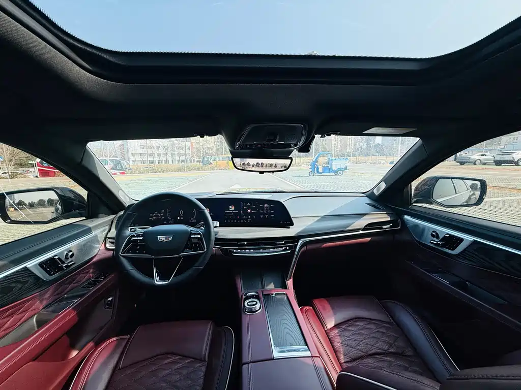 Cadillac CT6 2023 28T Platinum Type купить на сайте DeffCars