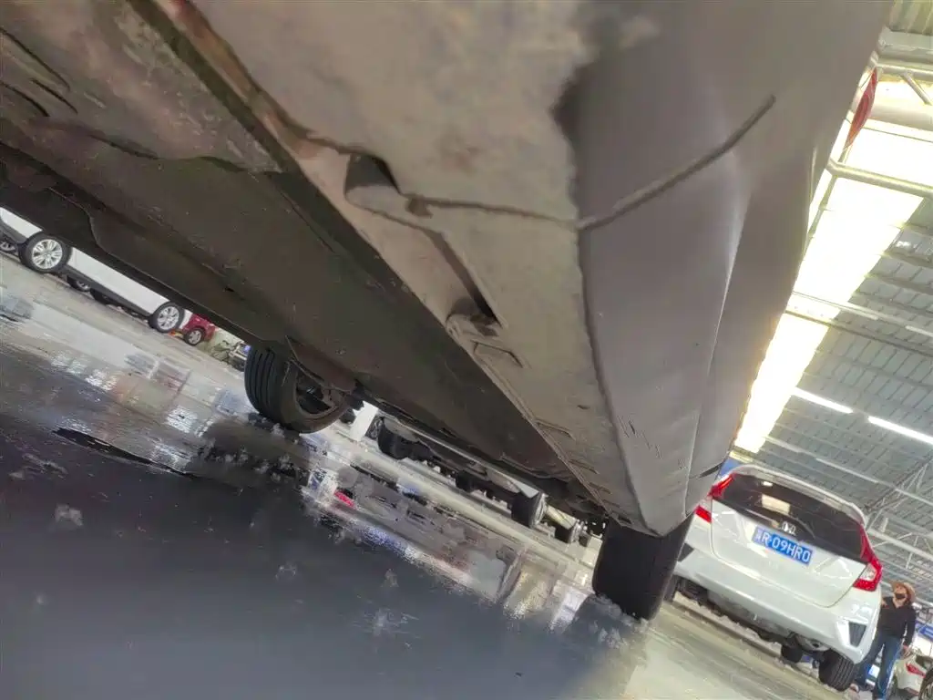 Emgrand GS 2020 1.4T CVT купить на сайте DeffCars