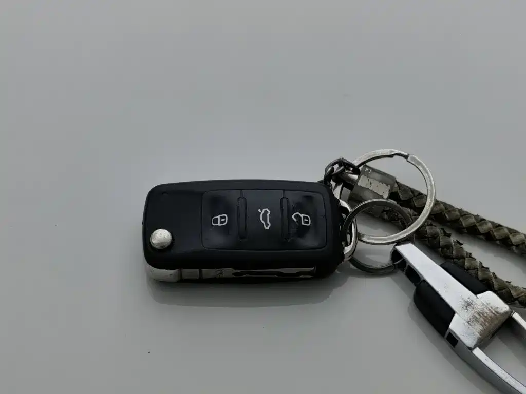 Langxing 2013 1.4TSI manual comfort model купить на сайте DeffCars