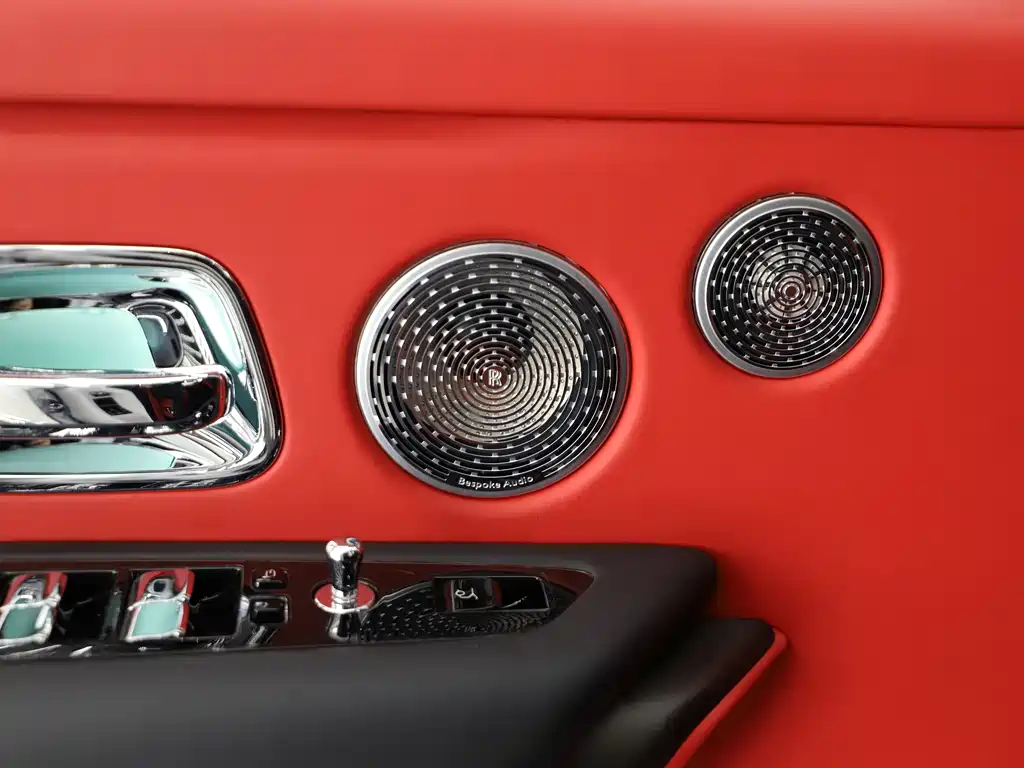 Cullinan 2018 five-seater version купить на сайте DeffCars
