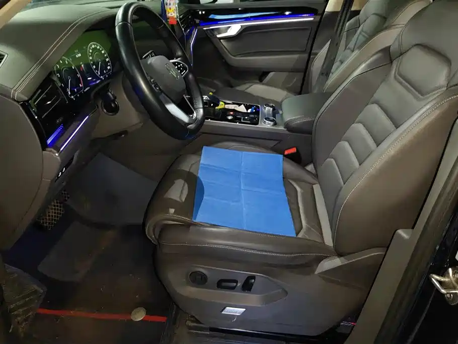 Touareg 2023 3.0TSI Ruixiang Edition Classic Sports Package купить на сайте DeffCars