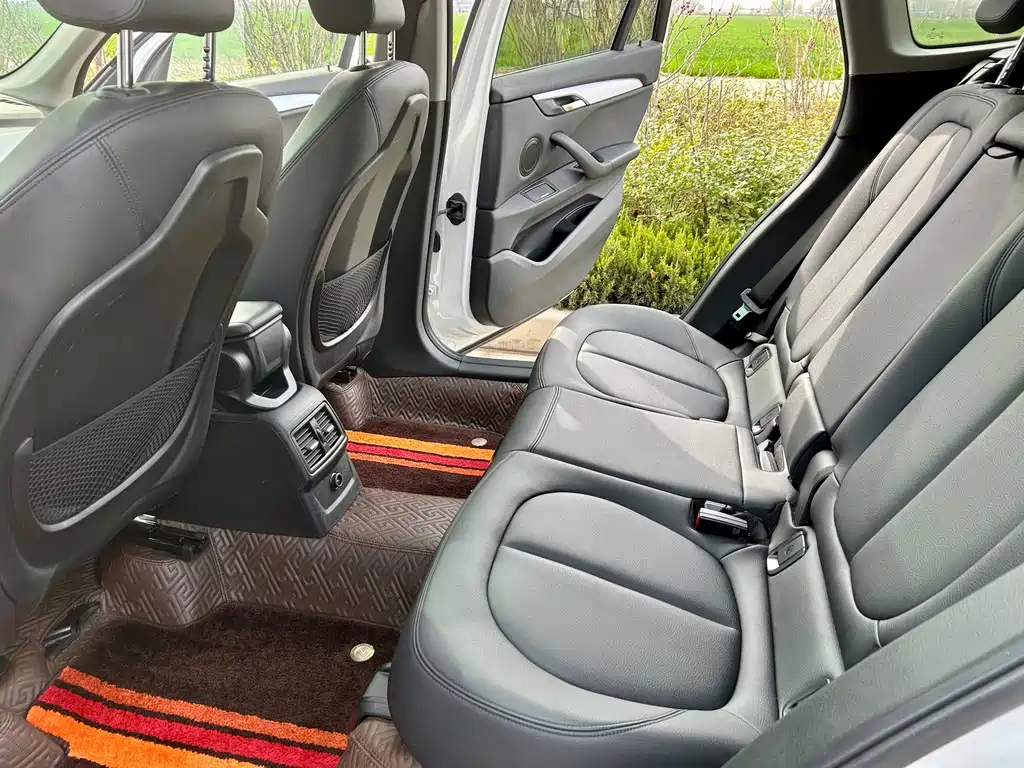 BMW X1 2018 sDrive20Li Leading Model купить на сайте DeffCars