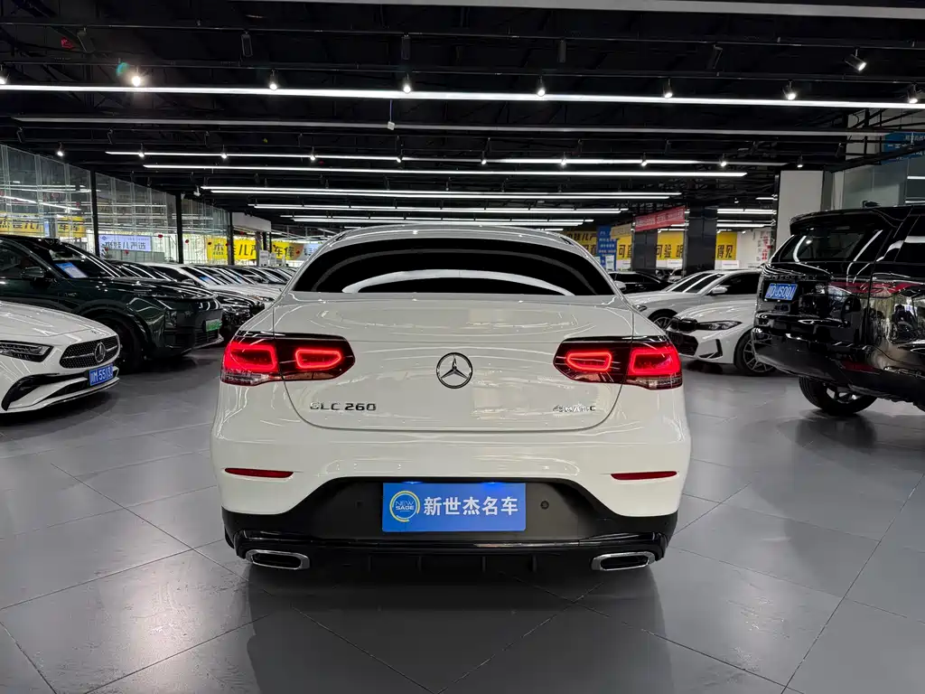 Mercedes-Benz GLC Coupe 2021 GLC 260 4MATIC Coupe SUV купить на сайте DeffCars