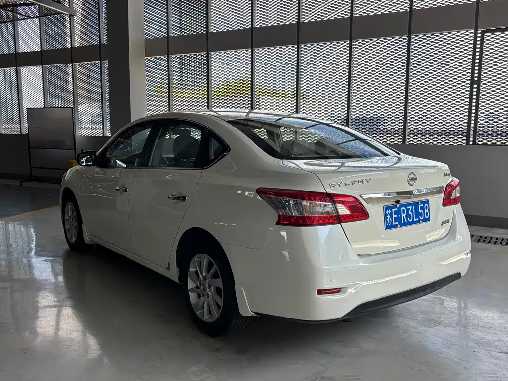 Sylphy 2012 1.6XL CVT Deluxe Edition купить на сайте DeffCars