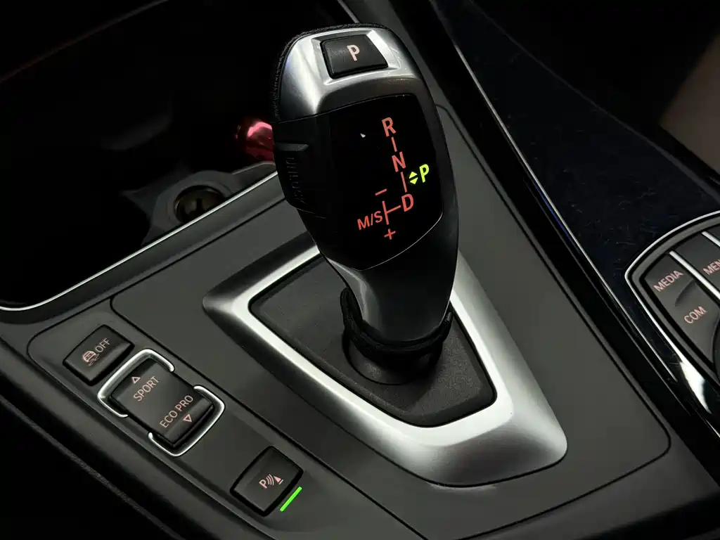 BMW 3 Series 2019 320Li Fashion Model купить на сайте DeffCars