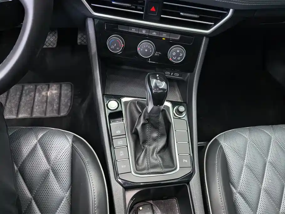 Sagitar 2023 300TSI DSG Super Edition купить на сайте DeffCars