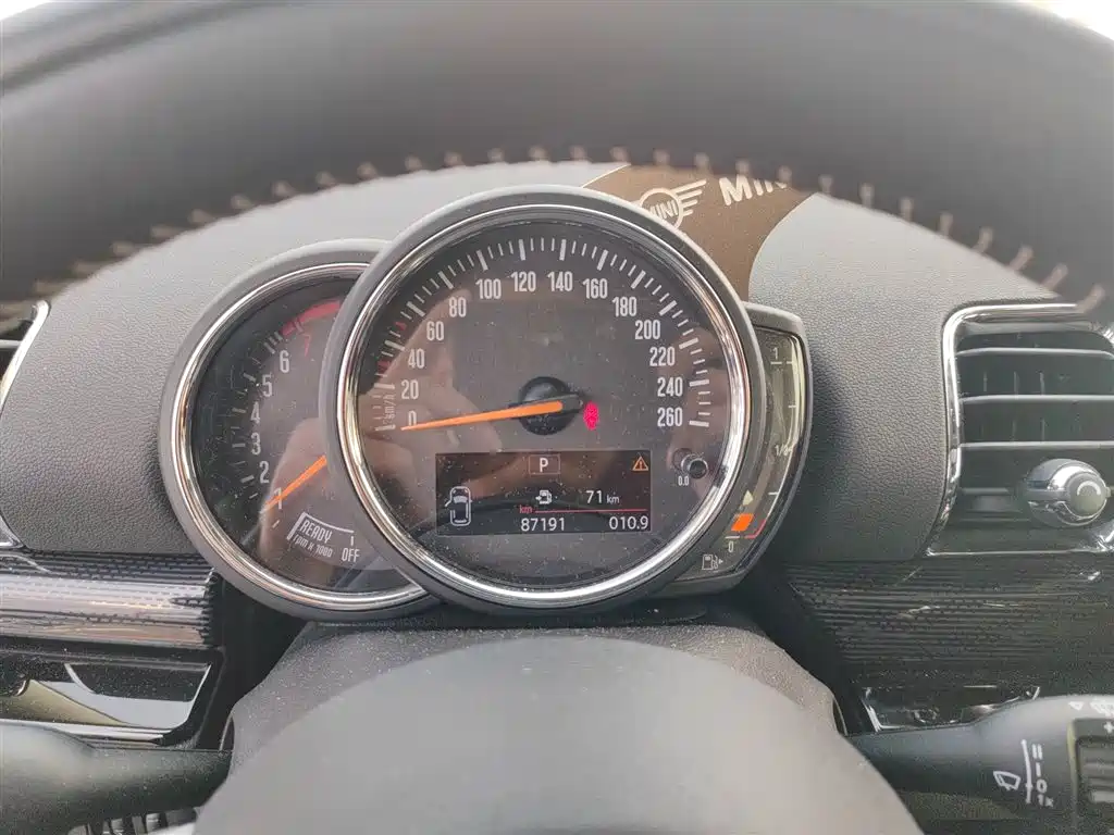 MINI CLUBMAN 2018 1.5T COOPER Artist купить на сайте DeffCars