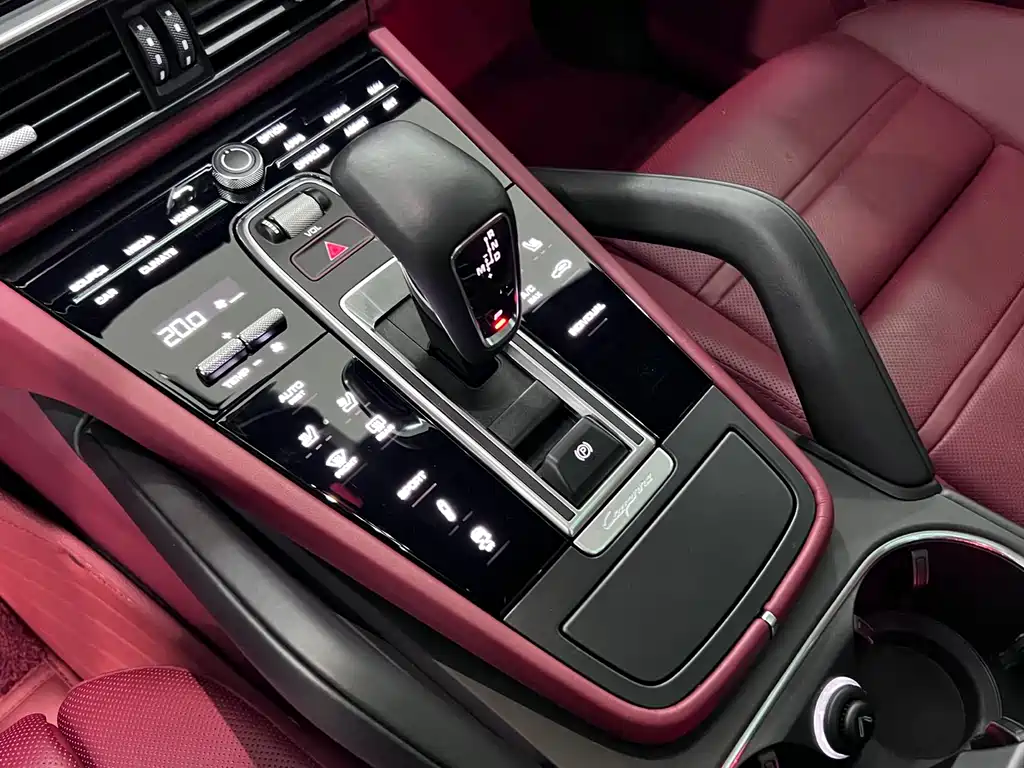 Cayenne 2023 Cayenne 3.0T Platinum Edition купить на сайте DeffCars
