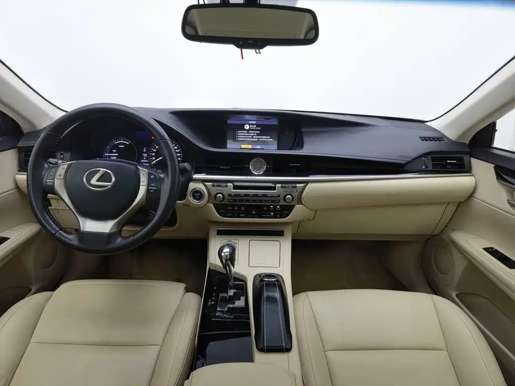 Lexus ES 2013 300h Elite Edition купить на сайте DeffCars