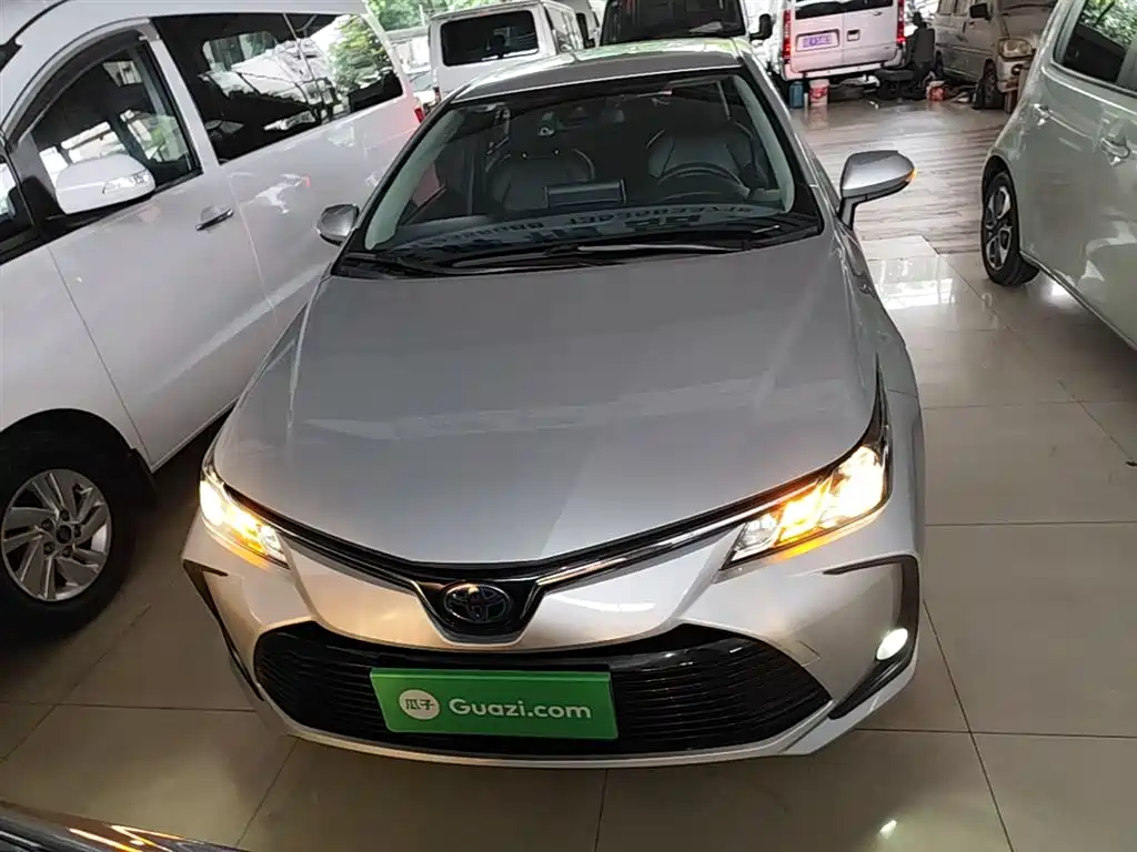 Corolla 2019 Dual Engine 1.8L E-CVT GL-i Elite Edition купить на сайте DeffCars