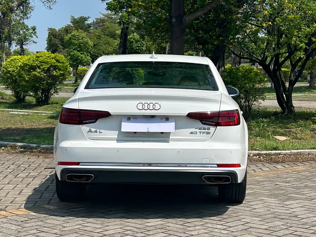 Audi A4L 2019 40 TFSI Enterprising National VI купить на сайте DeffCars