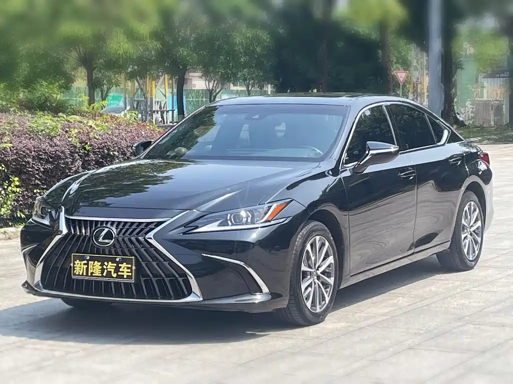 Lexus ES 2023款 200 卓越版 купить на сайте DeffCars