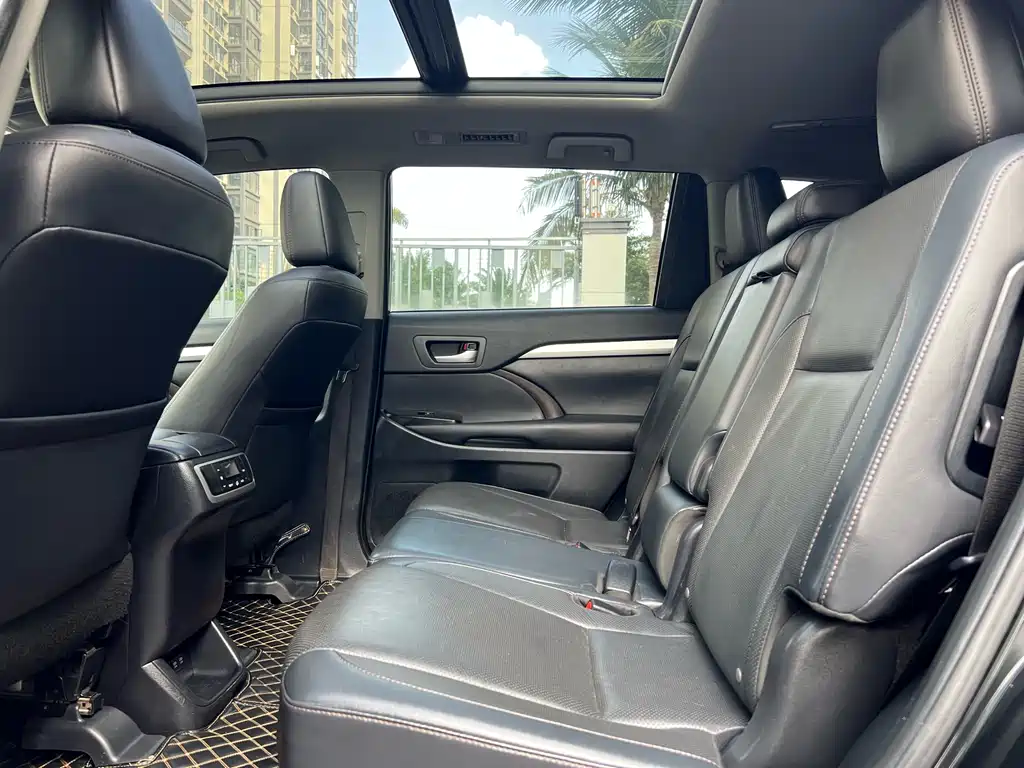 Highlander 2018 2.0T four-wheel drive luxury version, 7 seats, National VI купить на сайте DeffCars