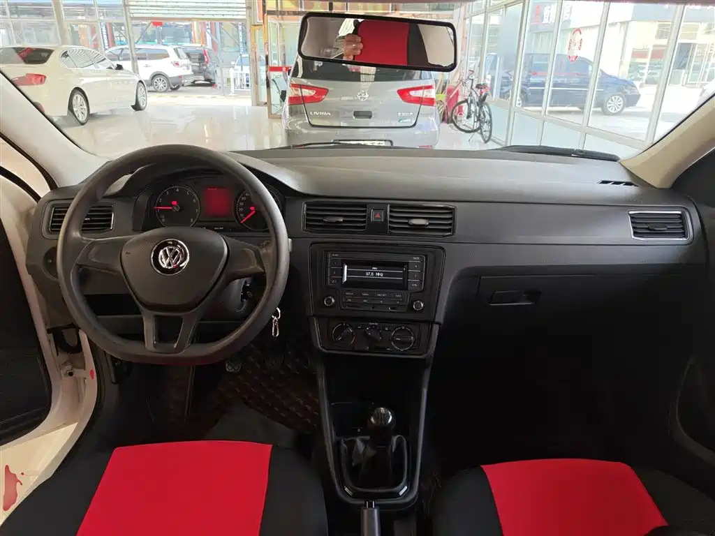 Santana 2021 1.5L Manual Fashion Edition купить на сайте DeffCars