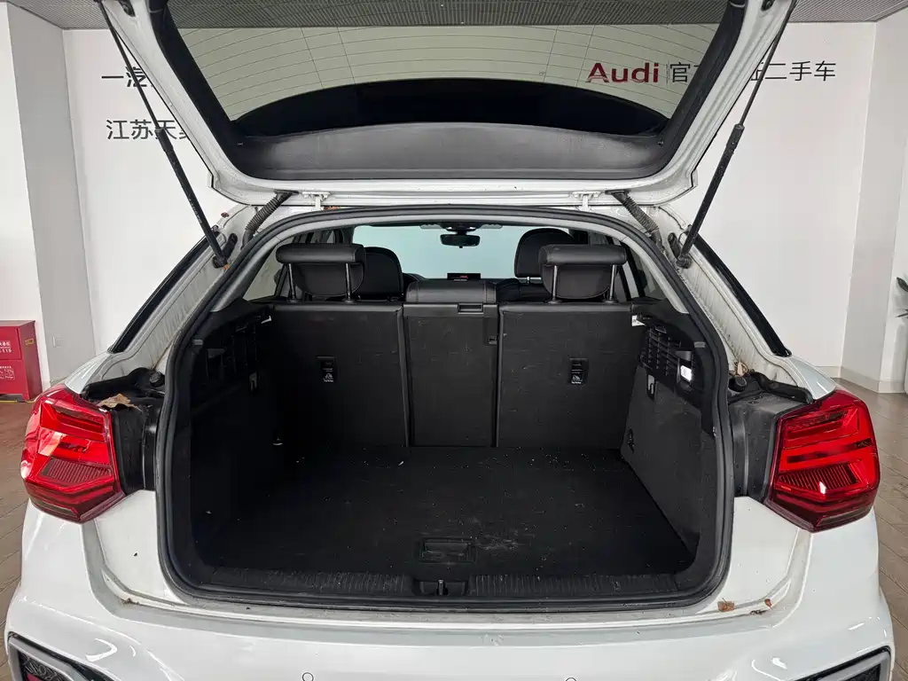 Audi Q2L 2022 35 TFSI aggressive and dynamic model купить на сайте DeffCars