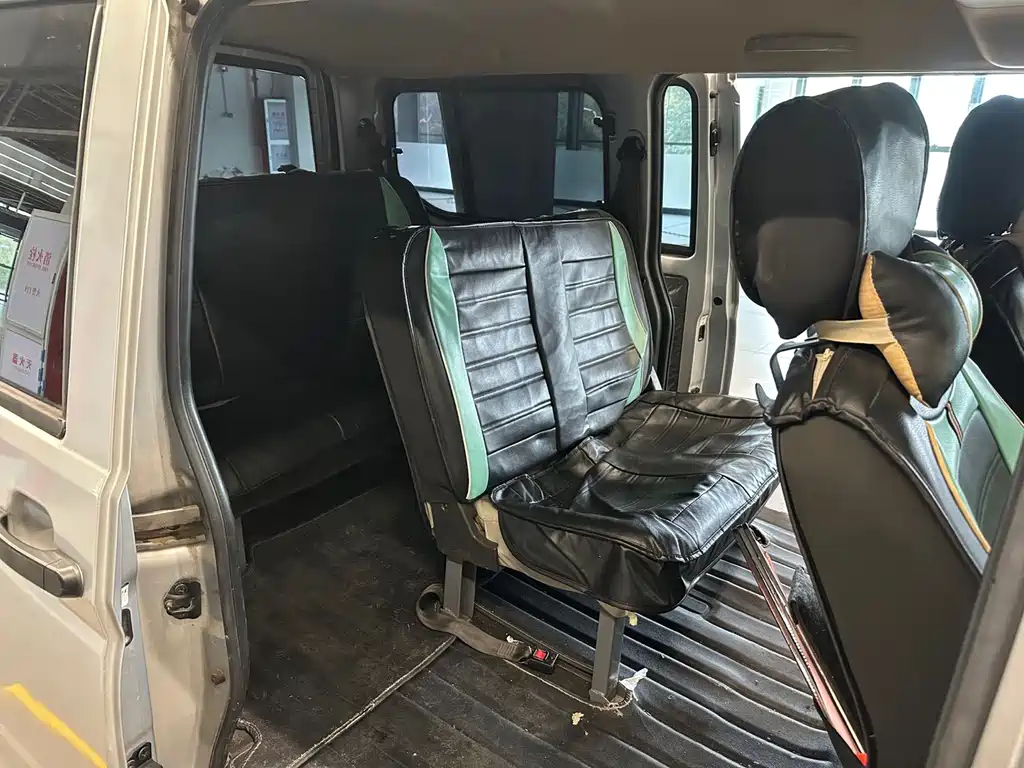 Wuling Rongguang S 2021 1.2L basic 7-seat LSI купить на сайте DeffCars