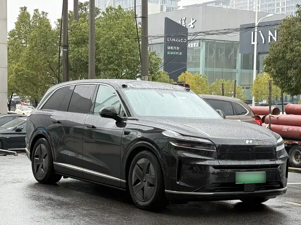 Ledo L90 2025 Max six-seater version купить на сайте DeffCars