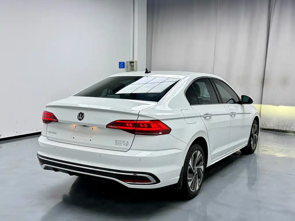 Bora 2023 200TSI DSGSenova ZhixingPRO Edition купить на сайте DeffCars