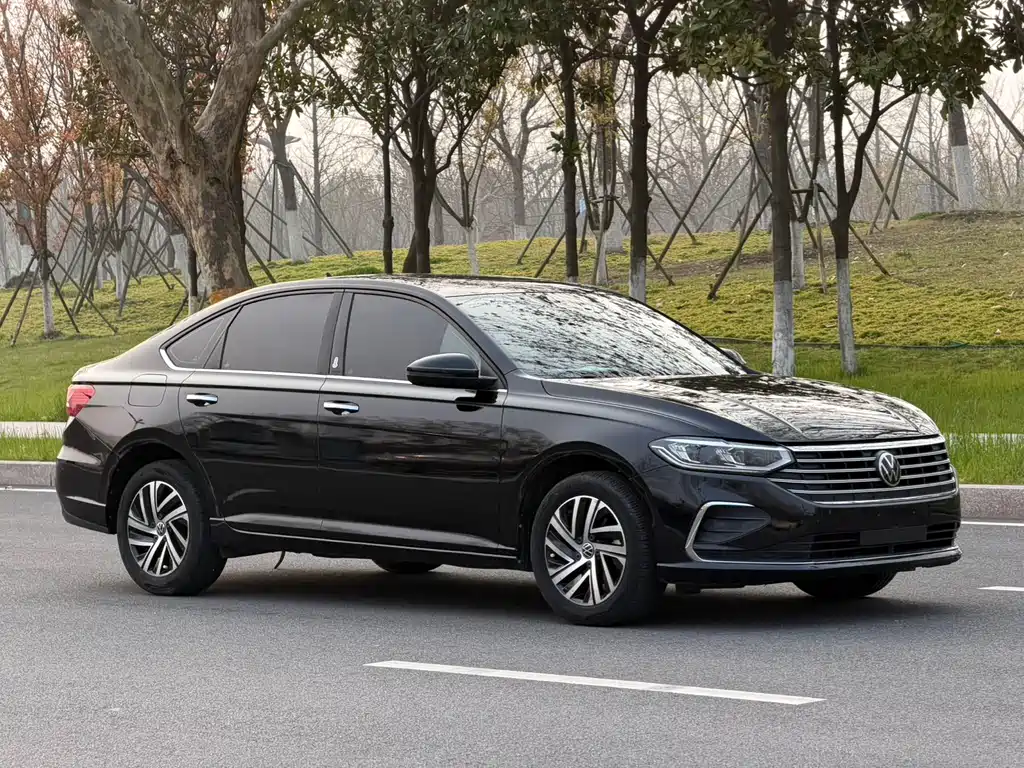 Lavida 2023 1.5L automatic 5 million version купить на сайте DeffCars