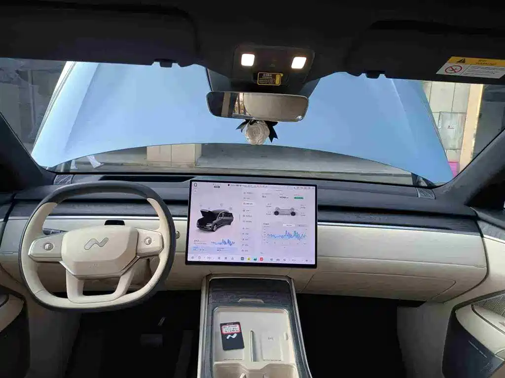 Ledo L90 2025 Ultra six-seater version купить на сайте DeffCars
