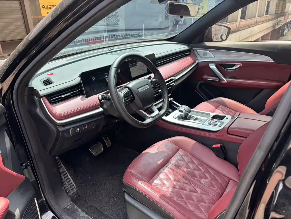 Jietu X70 PLUS 2021 model 1.5T DCT fire 5 seats купить на сайте DeffCars