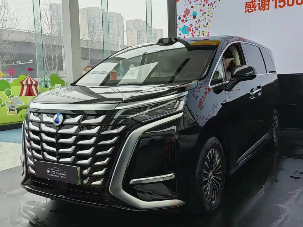 Denza D9 2025 DM-i smart driving version 1020 four-wheel drive flagship model купить на сайте DeffCars