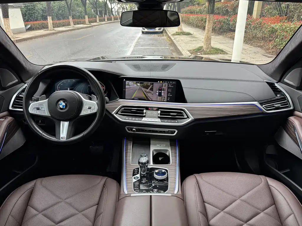 BMW X5 2022 facelift xDrive 40Li M sports package купить на сайте DeffCars
