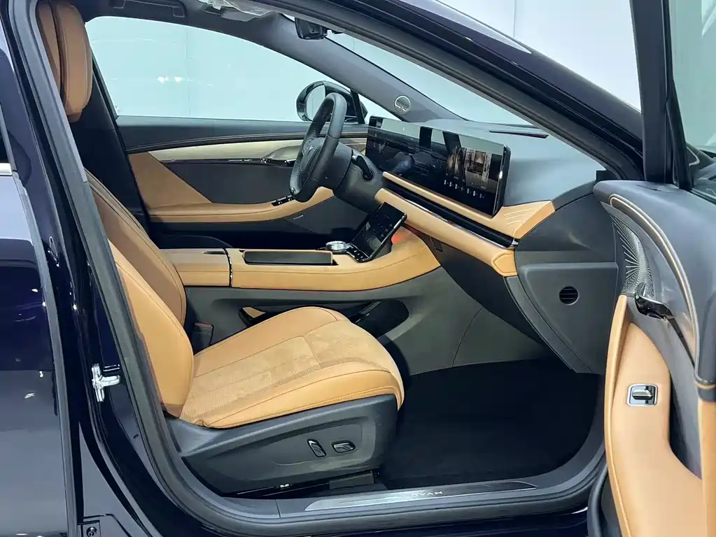 Lantu Chasing Light 2024 PHEV four-wheel drive ultra-long range flagship version купить на сайте DeffCars