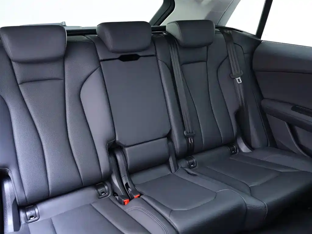 Audi Q8 2023 55 TFSI luxury and dynamic model купить на сайте DeffCars