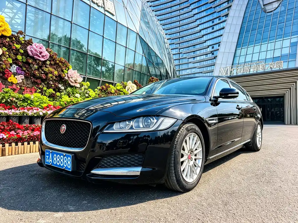 Jaguar XFL 2017 XFL 2.0T 200PS Fenghua Edition купить на сайте DeffCars