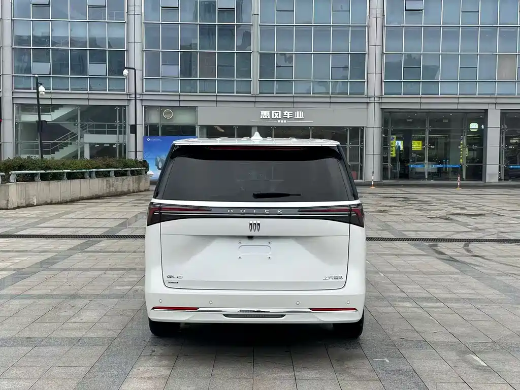 别克GL8新能源 2025款 陆尚 尊享版 7座 купить на сайте DeffCars