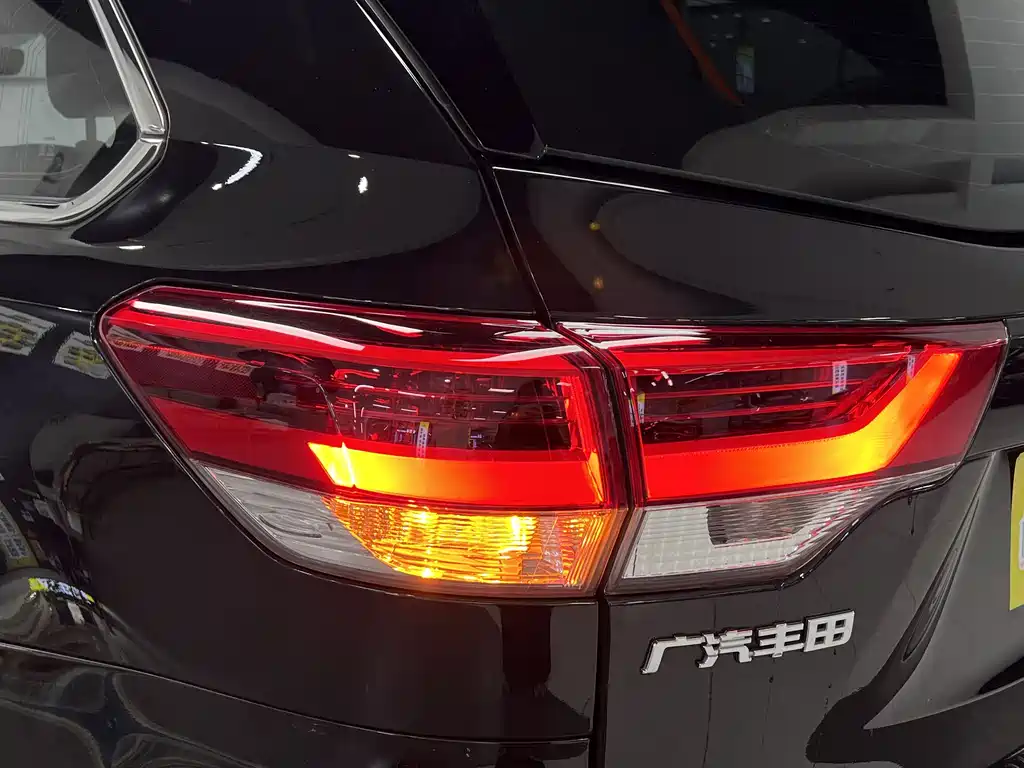 Highlander 2018 2.0T four-wheel drive premium version, 7 seats, National VI купить на сайте DeffCars