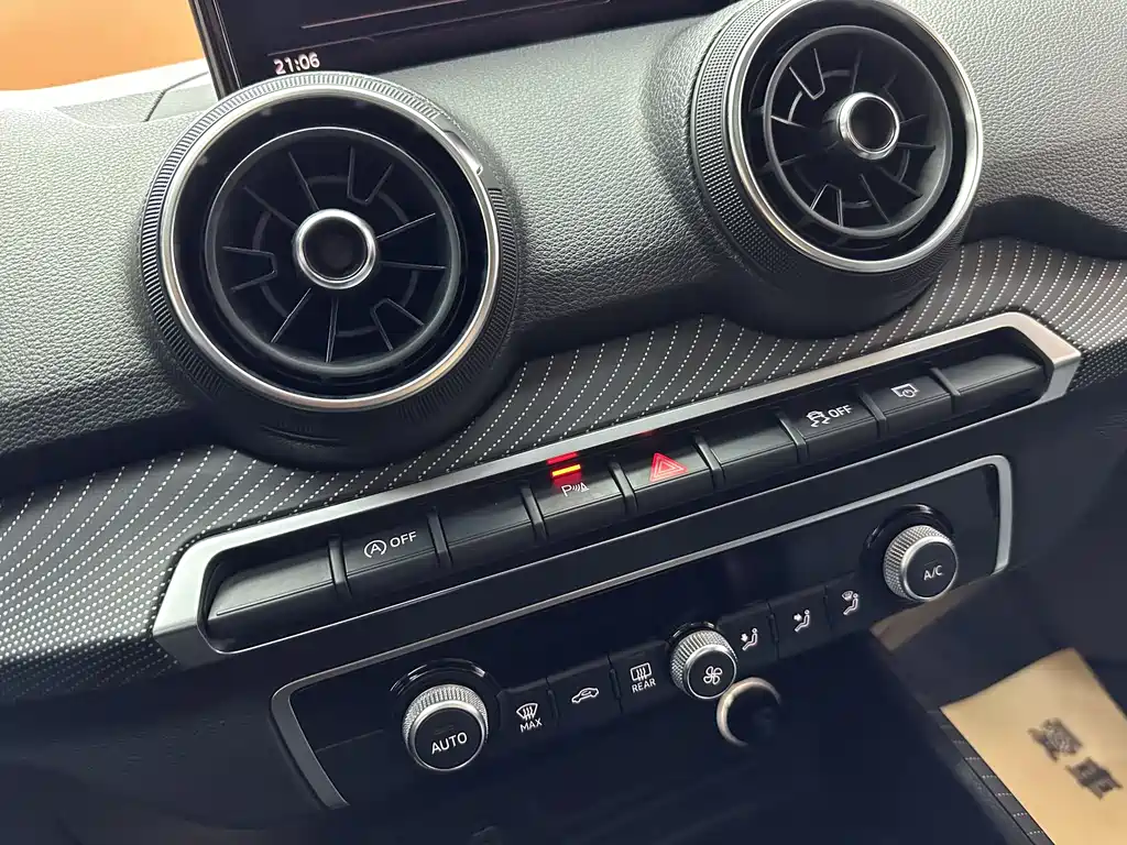 Audi Q2L 2020 35 TFSI Fashionable and Elegant купить на сайте DeffCars