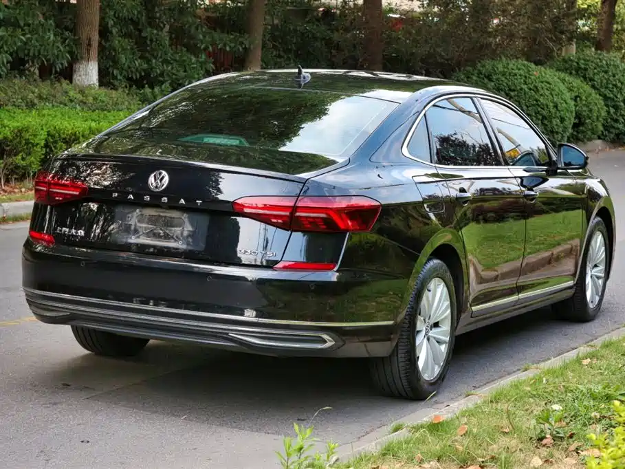 Passat 2020 330TSI Elite Edition National V купить на сайте DeffCars
