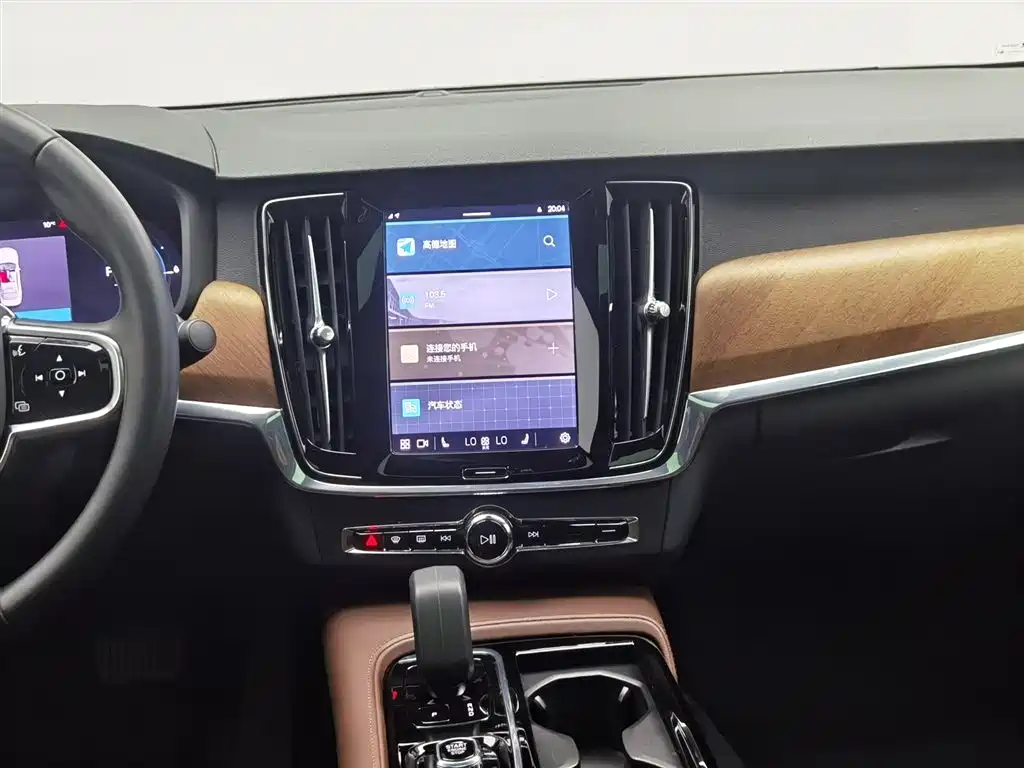 Volvo S90 plug-in hybrid 2024 plug-in hybrid four-wheel drive long range Zhiyi luxury version купить на сайте DeffCars