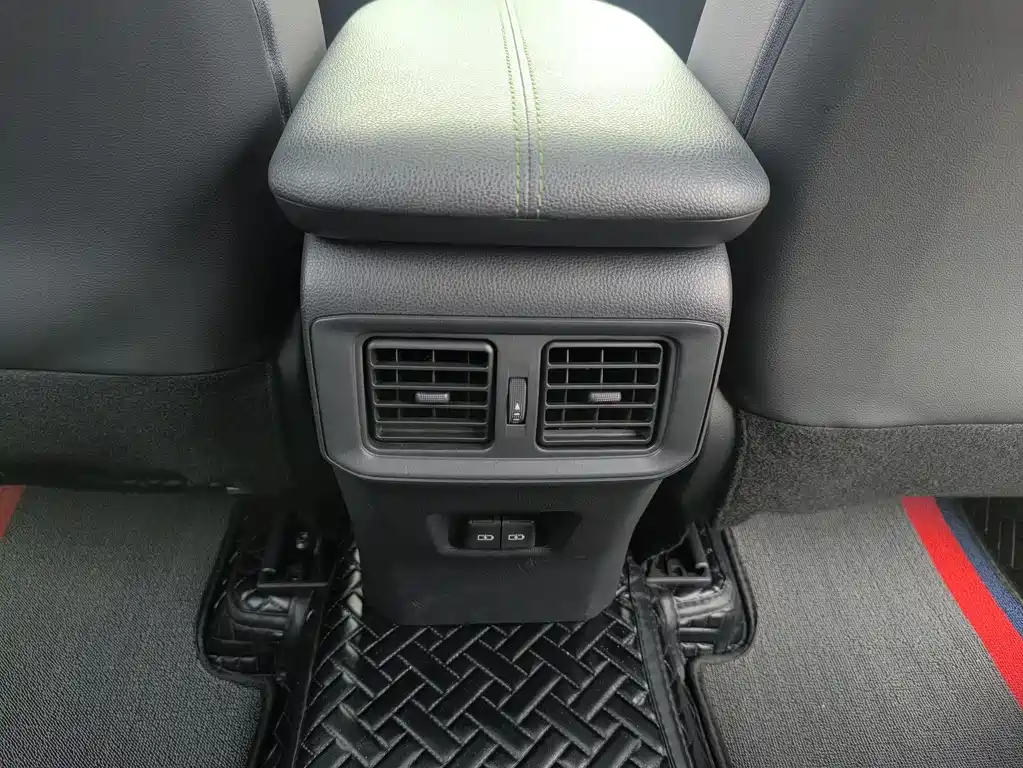 RAV4 Rongfang 2022 2.0L CVT four-wheel drive fashion Plus version купить на сайте DeffCars