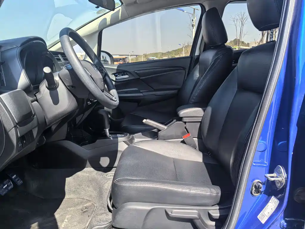 Fit 2018 1.5L CVT Comfort Edition купить на сайте DeffCars